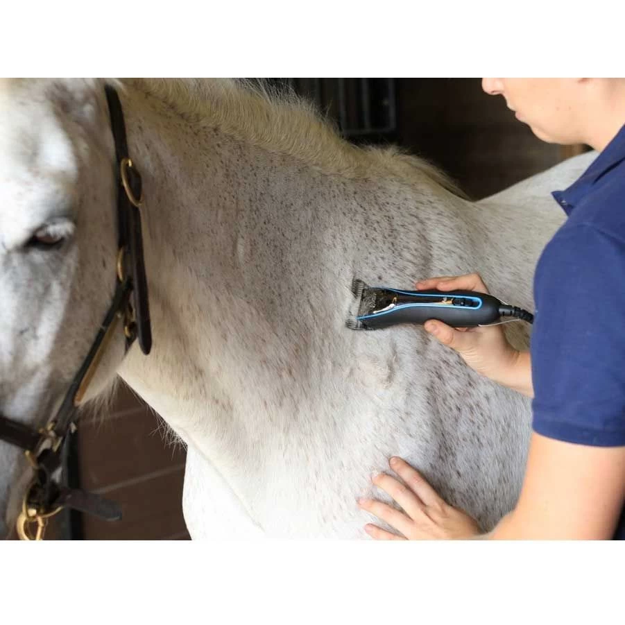 Oster® Oster CryogenX Detachable Clipper Blade 10 Wide 4 Oster® Oster CryogenX Detachable Clipper Blade 10 Wide - Image 2